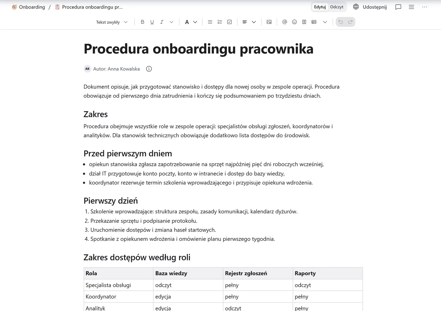 Edytor dokumentu: procedura onboardingu z nagłówkami, listami i tabelą uprawnień